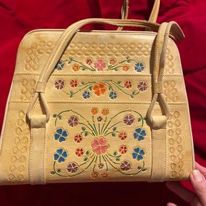 Vintage Stamped leather handbag with beautiful flower details